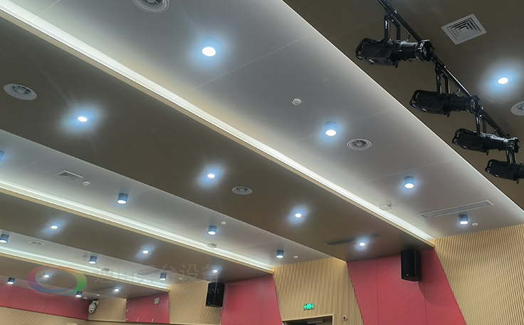 泰州市“中國(guó)演藝裝備舞臺(tái)機(jī)械產(chǎn)業(yè)基地” 加快舞臺(tái)裝備制造產(chǎn)業(yè)轉(zhuǎn)型升級(jí)、提升完善產(chǎn)業(yè)鏈體系、助力泰州文化產(chǎn)業(yè)高質(zhì)量發(fā)展！