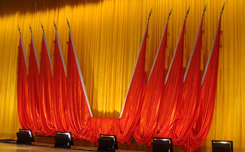 提升舞臺(tái)機(jī)械產(chǎn)品品質(zhì)，保障舞臺(tái)使用安全！通用舞臺(tái)、舞臺(tái)吊桿新年開(kāi)工